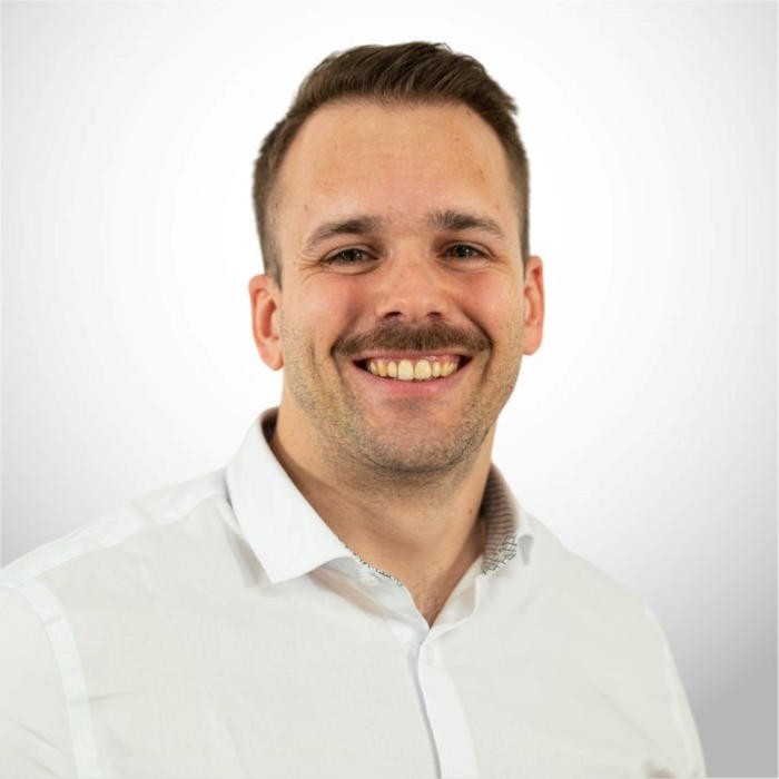« J’ai immédiatement adhéré au concept qui correspondait à mes attentes », Guillaume Tripogney, franchisé Avenir Rénovations à Abbeville