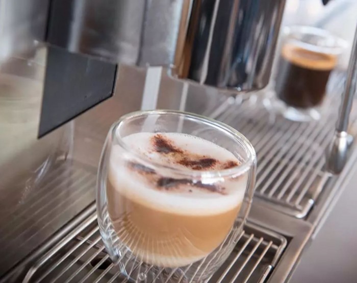 Un nouveau franchisé Point Café dépasse ses objectifs grâce à une stratégie innovante