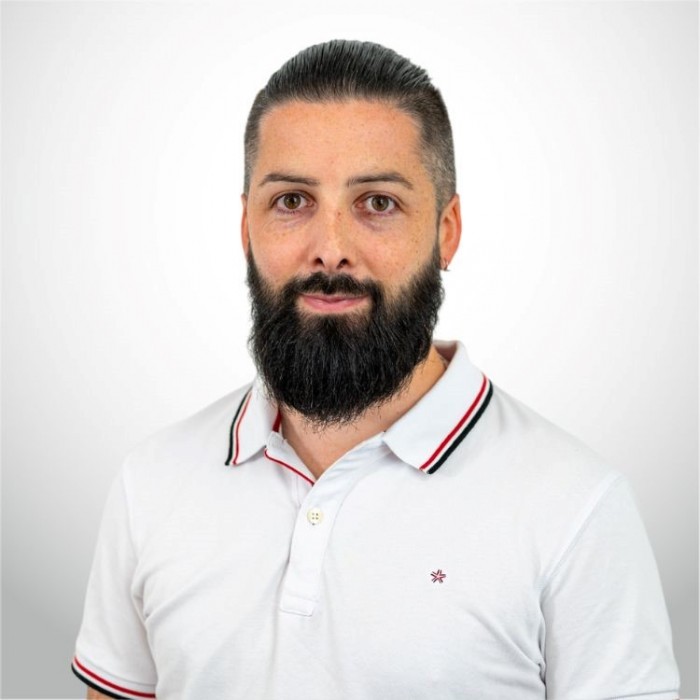 Avenir Rénovations « C’est toujours rassurant de savoir que nous pouvons bénéficier d’une aide si nous en avons besoin. » Gabriel Jager (Responsable d’agence)