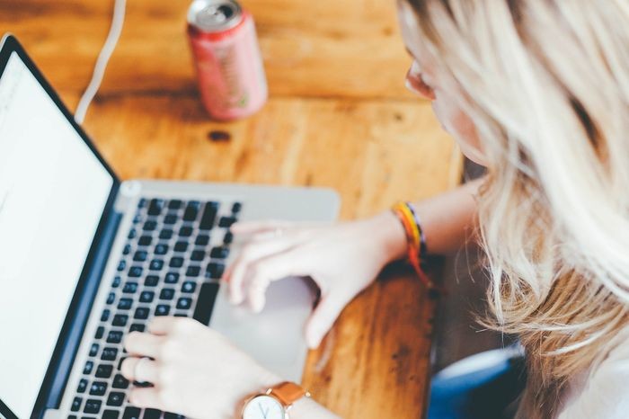 Travail hybride : campagnes et villes dortoirs en plein essor - Etude IWG