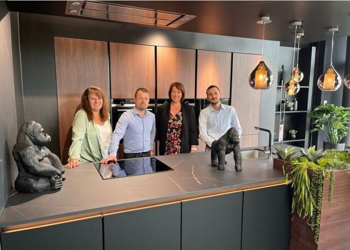 AvivA Cuisines renforce sa présence à Sens, dans l’Yonne