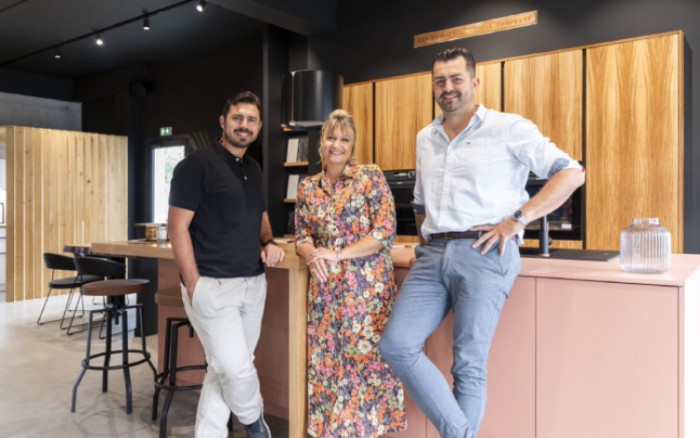Inova Cuisine inaugure un nouveau showroom à Anglet