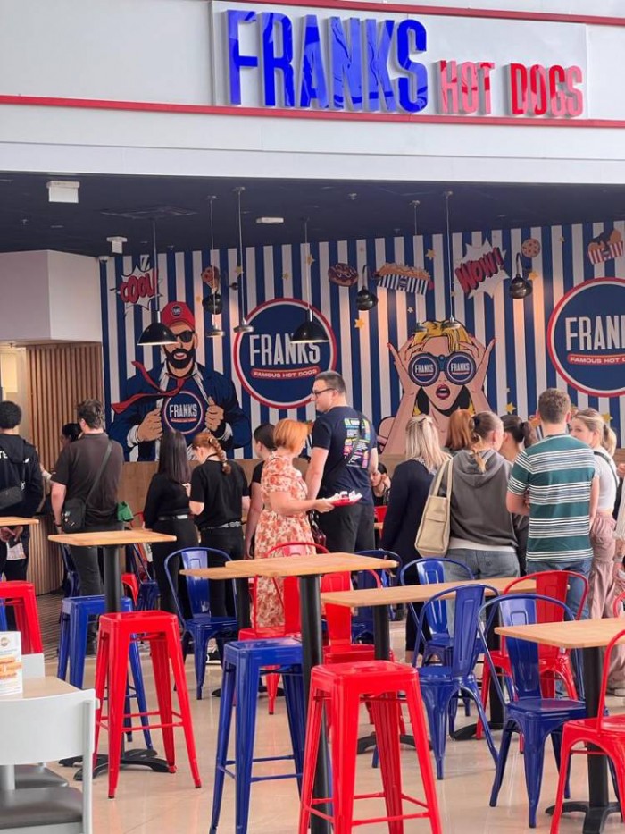 Franks Hot Dog étend son réseau avec l’ouverture d’un nouveau restaurant à Lille