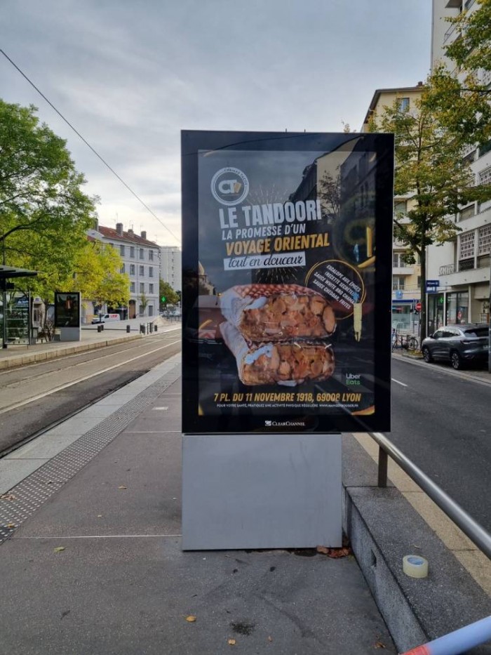 Chamas Tacos : un affichage urbain pour dévoiler son Tacos Tandoori à Lyon