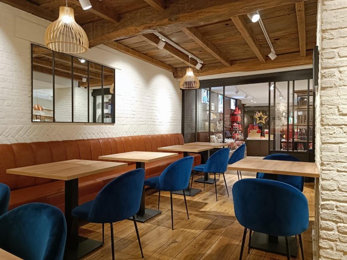 Un commerçant d’Arras transforme sa boutique en Leonidas Chocolate&Café