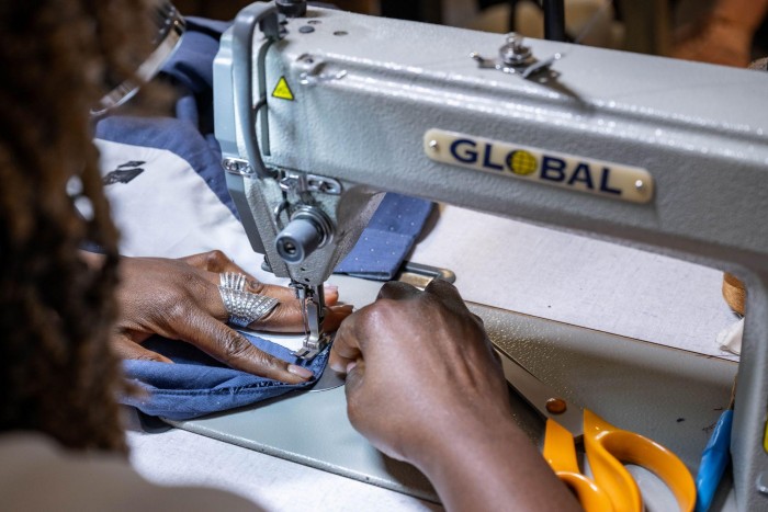 Engagement éco-responsable : Rapid Couture obtient le Label Re-Fashion !
