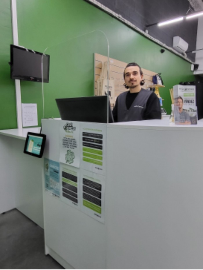 Cash Express : Jonathan fait de sa passion pour l’occasion un métier
