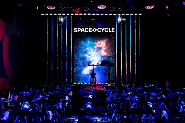 The Sanctuary Group révolutionne le fitness avec le lancement de Space Cycle : une expérience sensorielle inégalée