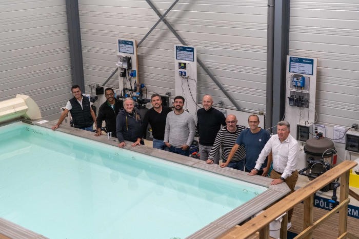 Les nouveaux franchisés Quality Piscine sont en formation
