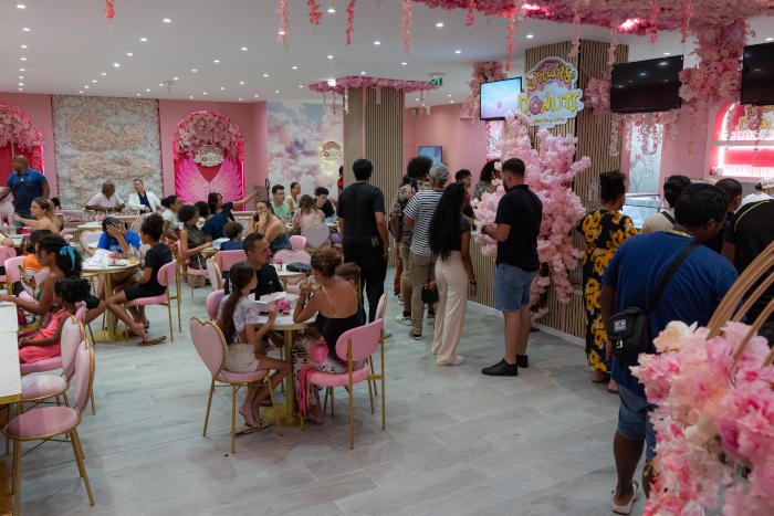 La plus grande boutique Dreams Donuts ouvre à La Réunion