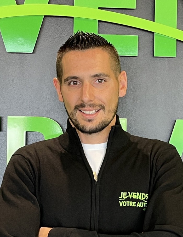 William Ribera prend les rênes de la nouvelle agence Je Vends Votre Auto.com à Béziers