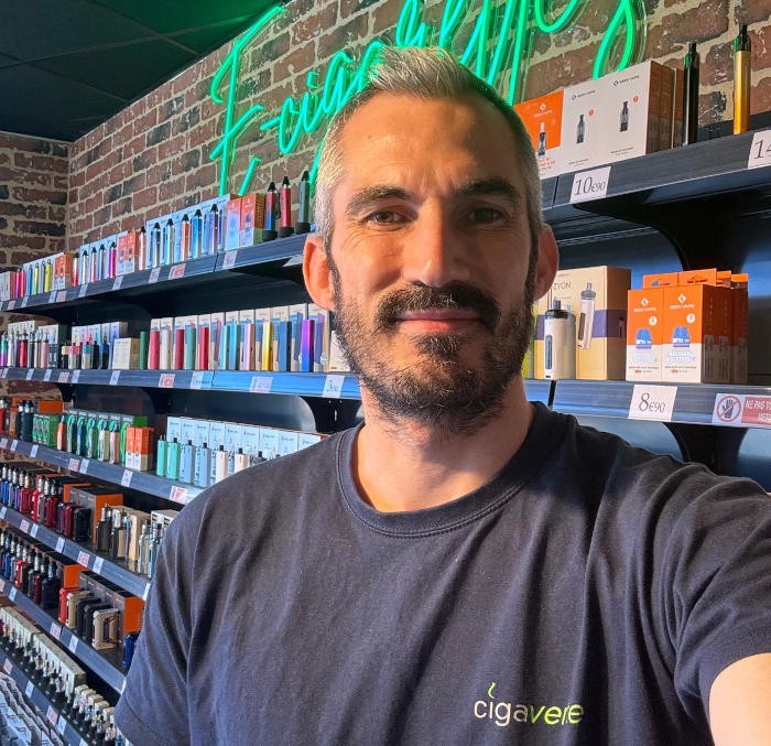 Cigaverte : portrait de Florian Perez, multifranchisé
