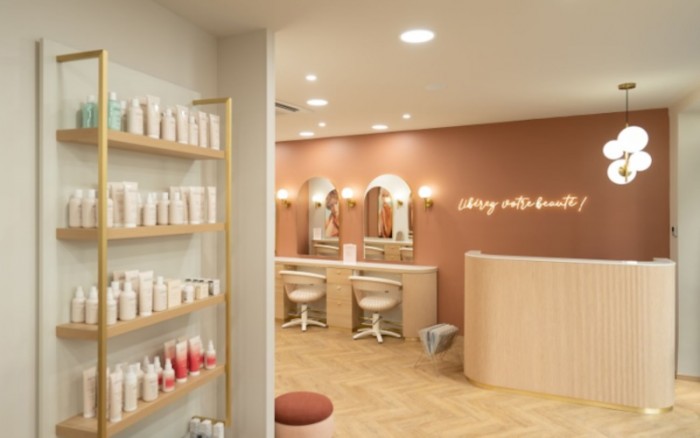 Camille Albane : l'expertise coiffure en franchise