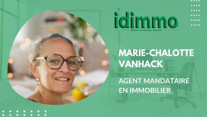 Portrait de Marie-Charlotte VANHACK, nouvelle agent mandataire IDIMMO à Saint-Priest