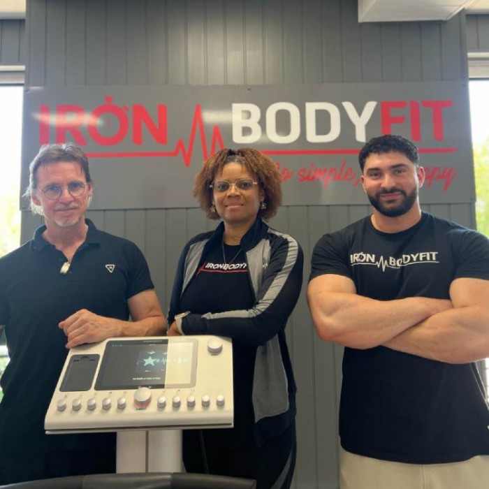 À un an de la retraite, il se lance avec Iron Bodyfit : le parcours inspirant de Patrick