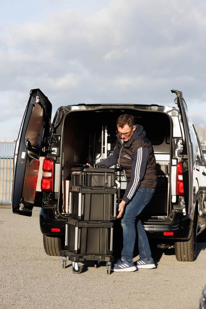 X’PERT IMPACT : le concept mobile qui révolutionne le reconditionnement automobile