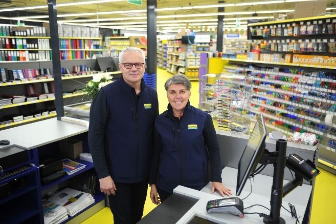 Valérie et Dominique Roux, franchisés Bureau Vallée Moulins