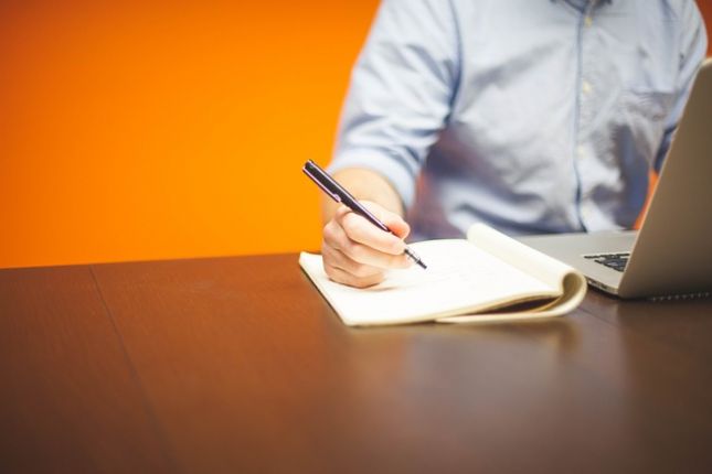 Les 10 questions que vous devez vous poser avant de devenir franchisé
