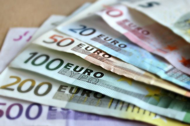 Fiche pratique : Investissement global, droit d'entrée, apport personnel, royalties, quelle différence ?