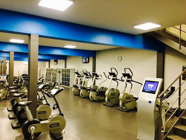 intérieur salle de sport defi gym